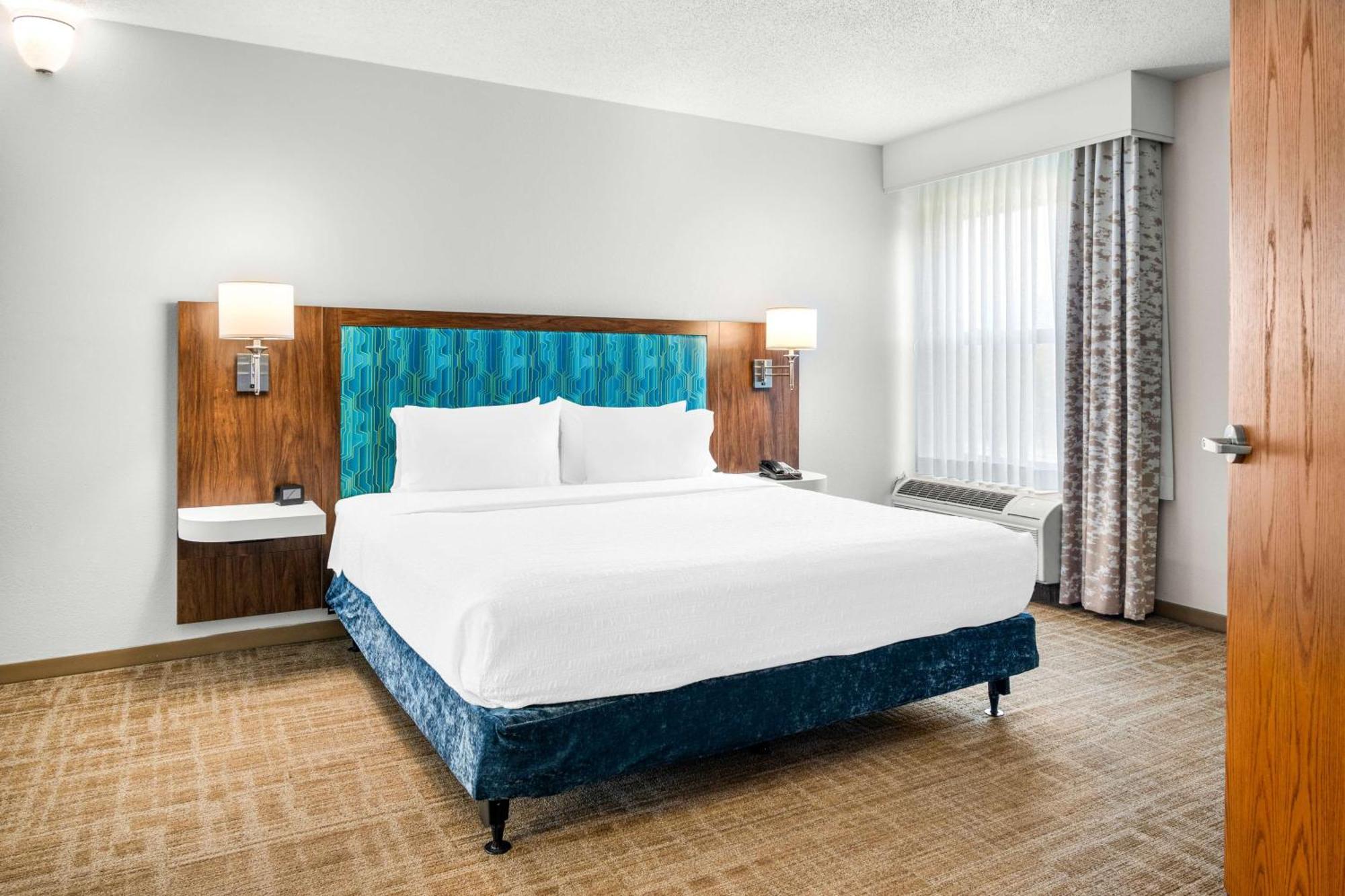 Hampton Inn Grand Rapids/North Walker Екстериор снимка