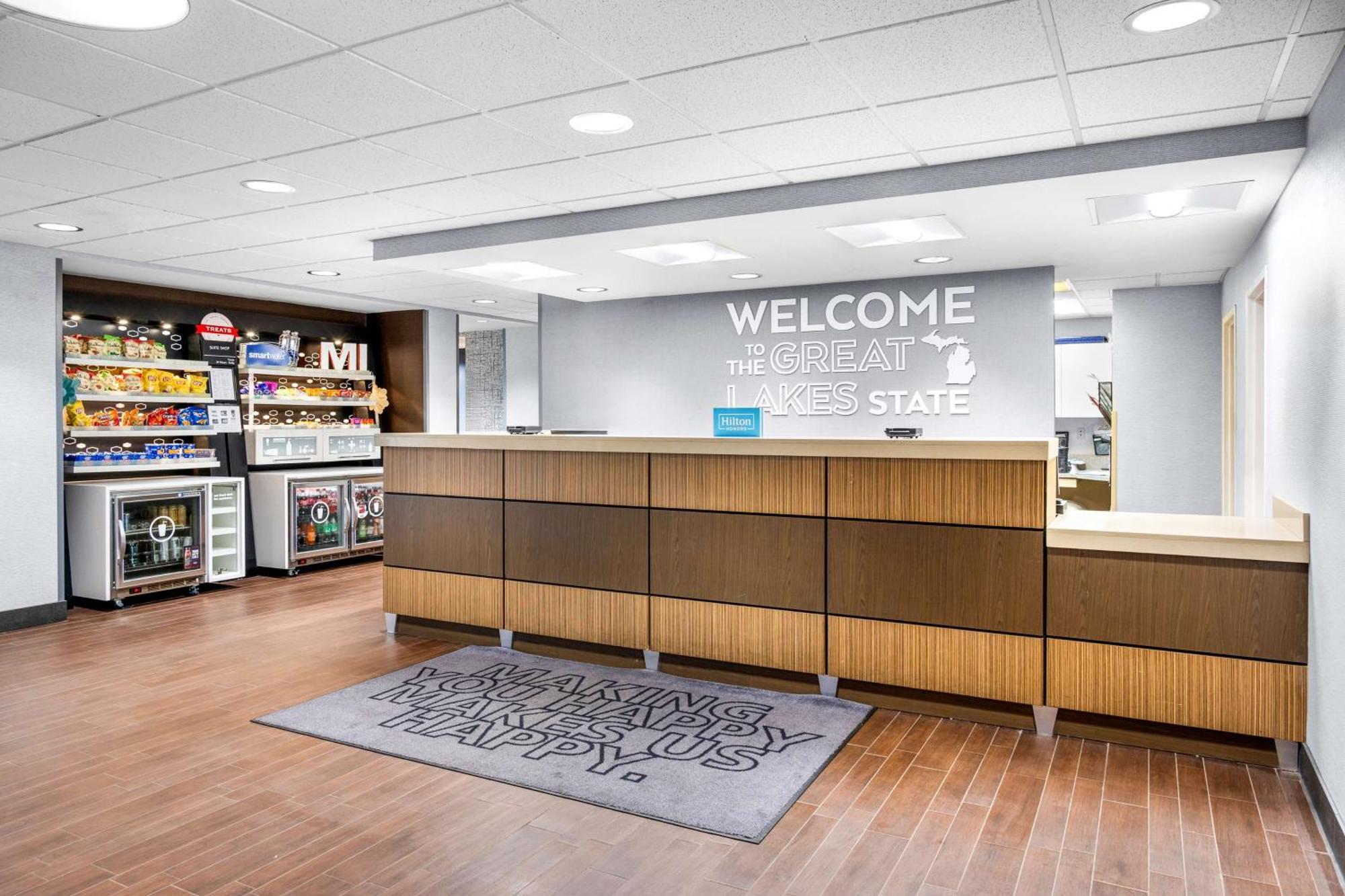 Hampton Inn Grand Rapids/North Walker Екстериор снимка