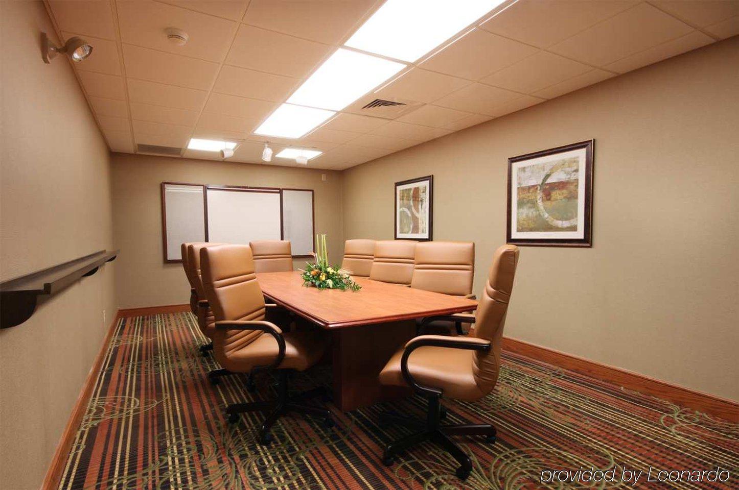 Hampton Inn Grand Rapids/North Walker Съоръжения снимка