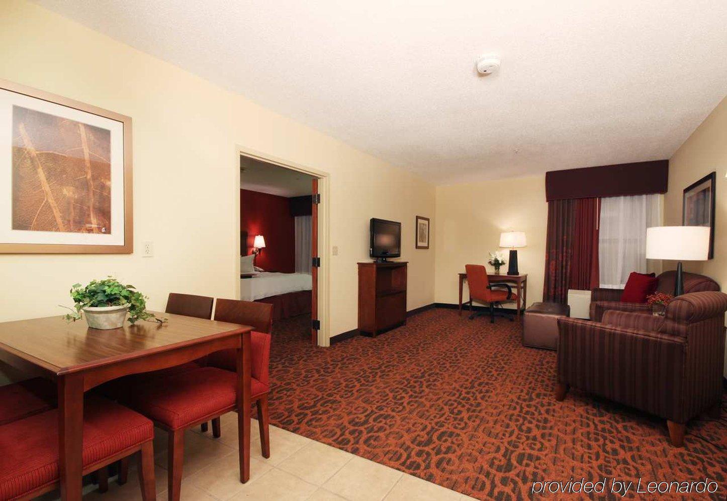 Hampton Inn Grand Rapids/North Walker Стая снимка